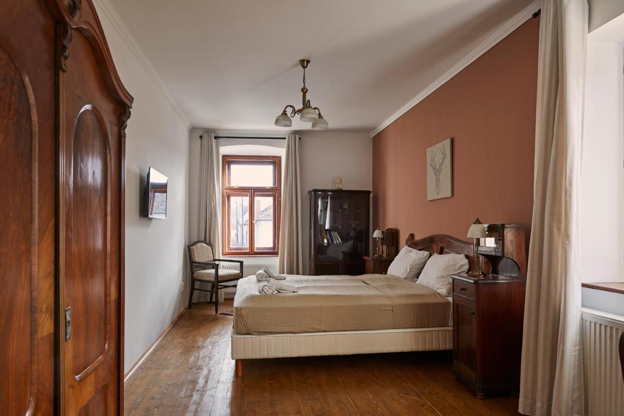 Bed and Breakfast Preselo Pinceszet Es Vendeghaz Эрдёбенье Экстерьер фото